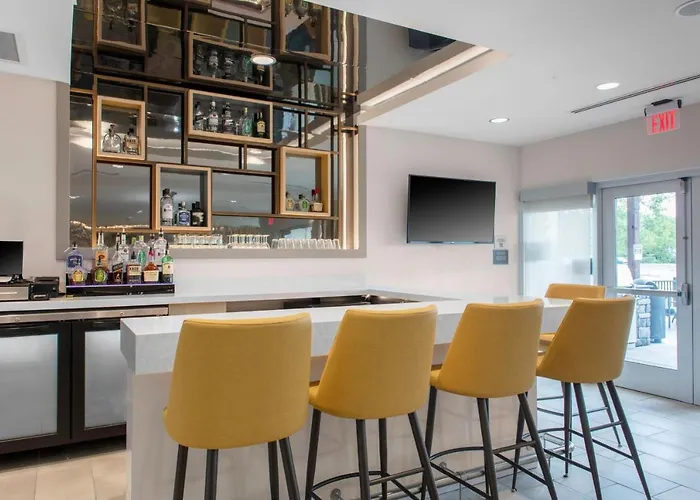 Top Hotels in Wilmington Ohio