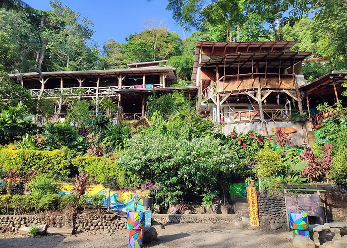 Best Hotels Manuel Antonio