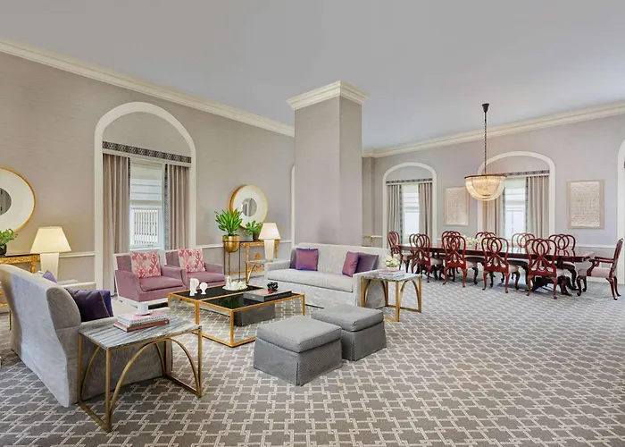 Best Hotels Near King Street Station Seattle